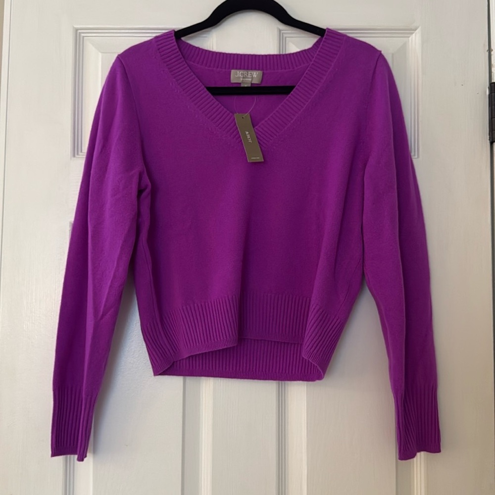 J. Crew 100% cashmere sweater - size M (runs small)